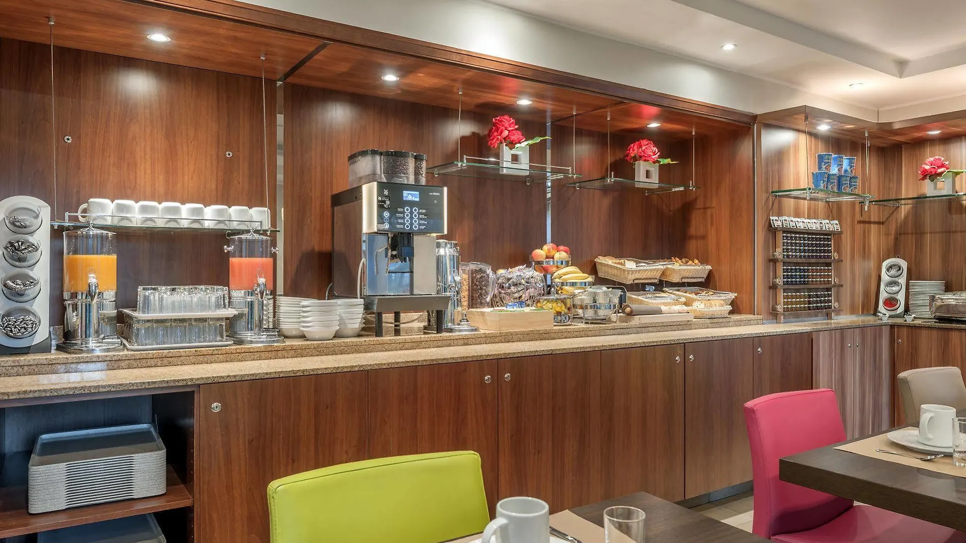 Citadines La Defense Paris 4*