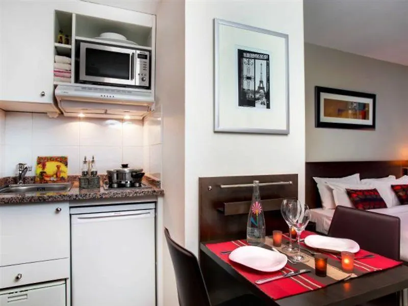Citadines La Defense Paris Aparthotel Courbevoie